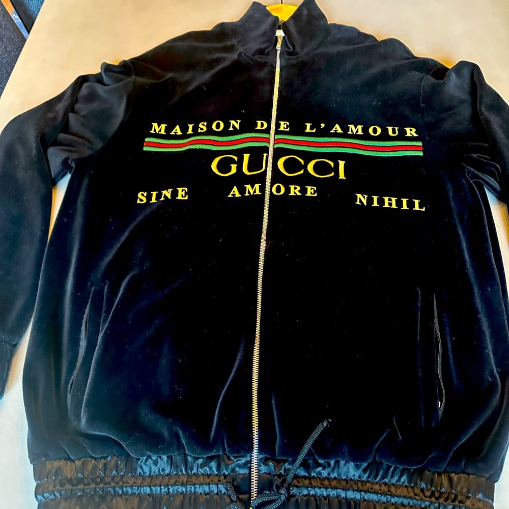 Gucci oversized velvet jacket